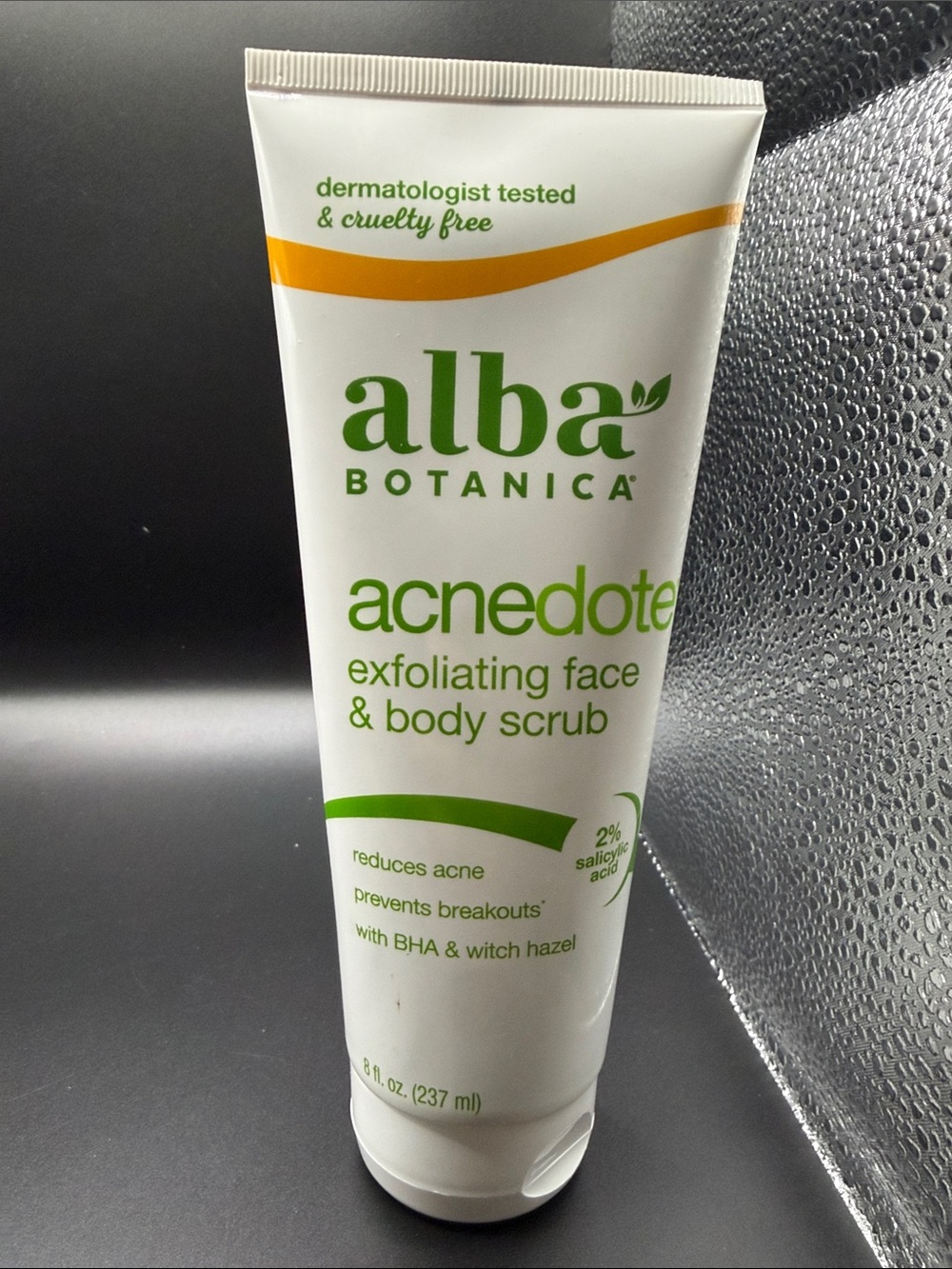 Alba Botanica Acnedote Exfoliating Face & Body Scrub - White/Green